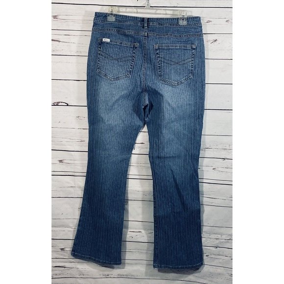 Carolina Blues Jeans Womens Sz 30” x 27” Funky Textured Blue Straight Leg Ladies - Picture 4 of 8